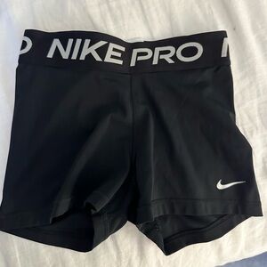 Nike Pro Biker Shorts 5”